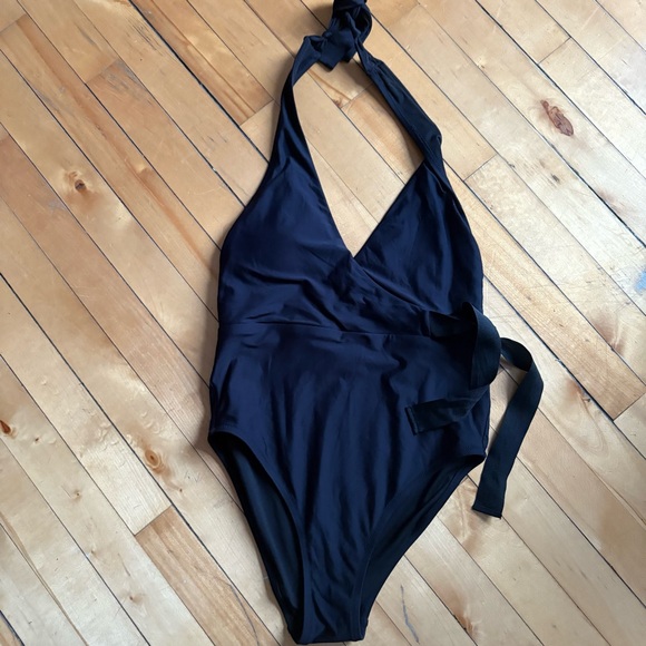 J Crew Sz 6 Black Halter Waist Tie Classic Elegant One Piece Swim Suit - Picture 2 of 8